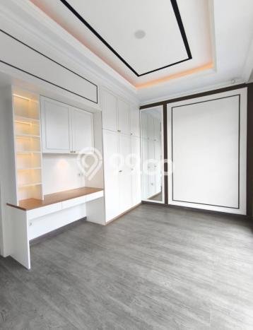 Ready to Use! Premium House LT 210m2 Desain Modern di Pondok Indah Ready to Use! Premium House LT 210m2 Desain Modern di Pondok Indah