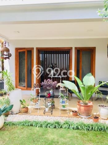 Jual Rumah Luas Elegan Dengan View Cantik di Sektor 7-Bintaro, Tangerang Selatan Jual Rumah Luas Elegan Dengan View Cantik di Sektor 7-Bintaro, Tangerang Selatan
