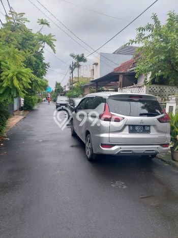 Rumah Luas Asri 3 KT Siap Huni di Sektor 2 - Bintaro Jakarta Selatan Rumah Luas Asri 3 KT Siap Huni di Sektor 2 - Bintaro Jakarta Selatan