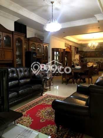 For Sale! Premium House LT 1382m2 Desain Elegan di Pondok Indah For Sale! Premium House LT 1382m2 Desain Elegan di Pondok Indah