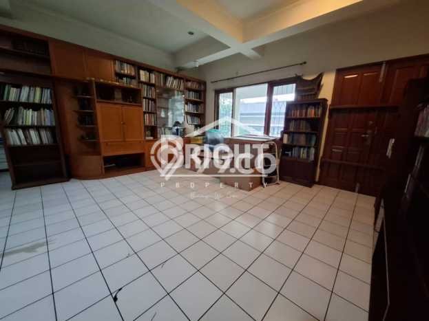 Siap Huni Hunian Elit 3 Kamar di Pesanggrahan Dekat ke Mana Saja Siap Huni Hunian Elit 3 Kamar di Pesanggrahan Dekat ke Mana Saja
