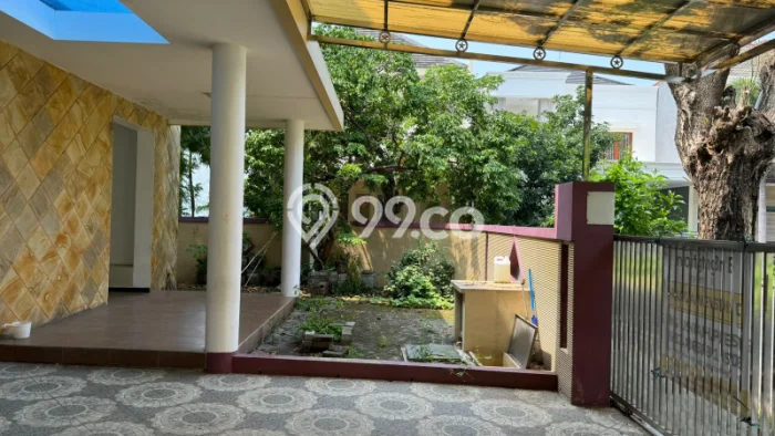Rumah Luxury Modern Siap Huni di Pakuwon City Surabaya Rumah Luxury Modern Siap Huni di Pakuwon City Surabaya