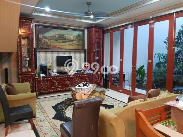 Hunian Elit LB 600m2 Siap Huni Desain Elegan di Pakuwon City, Surabaya Hunian Elit LB 600m2 Siap Huni Desain Elegan di Pakuwon City, Surabaya