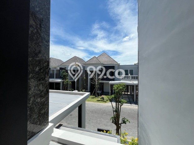 Rumah Modern area , Surabaya, Luas 312m2m² Bangunan 460m2m² Rumah Modern area , Surabaya, Luas 312m2m² Bangunan 460m2m²