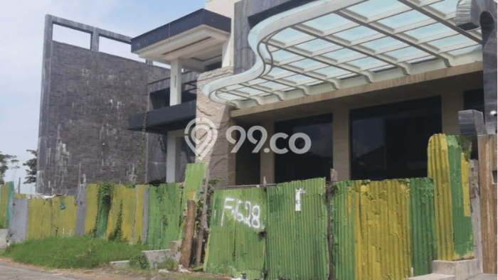 Dijual Rumah Luas Elegan Dengan View Eksklusif di Pakuwon City, Surabaya Dijual Rumah Luas Elegan Dengan View Eksklusif di Pakuwon City, Surabaya