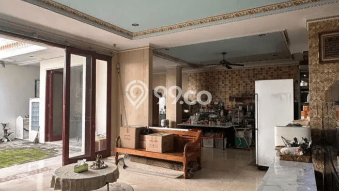 Rumah Mewah LB 600m2 Siap Huni Desain Elegan di Pakuwon CIty, Surabaya Rumah Mewah LB 600m2 Siap Huni Desain Elegan di Pakuwon CIty, Surabaya