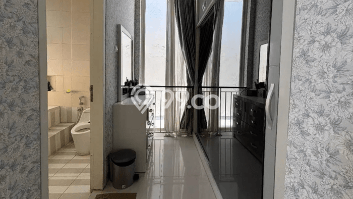 Jual Rumah Mewah Megah Dengan View Cantik di Pakuwon City, Surabaya Jual Rumah Mewah Megah Dengan View Cantik di Pakuwon City, Surabaya