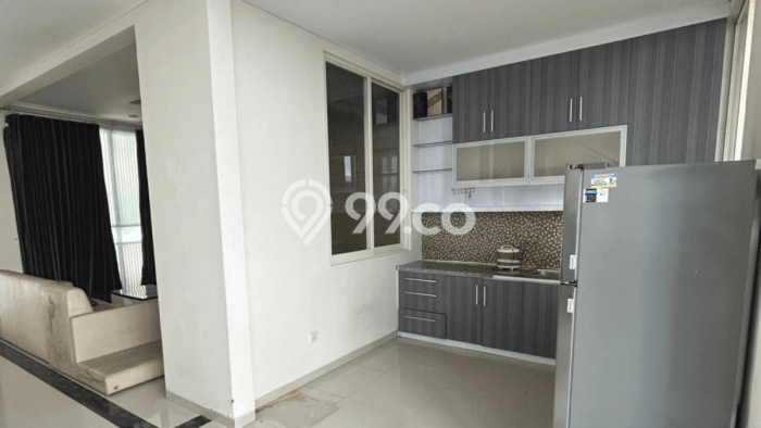 Jual Rumah Mewah Megah Dengan View Cantik di Pakuwon CIty, Surabaya Jual Rumah Mewah Megah Dengan View Cantik di Pakuwon CIty, Surabaya