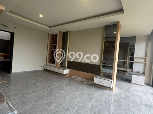 Rumah Luxury Modern Tanpa Renovasi di Pakuwon City Surabaya Rumah Luxury Modern Tanpa Renovasi di Pakuwon City Surabaya