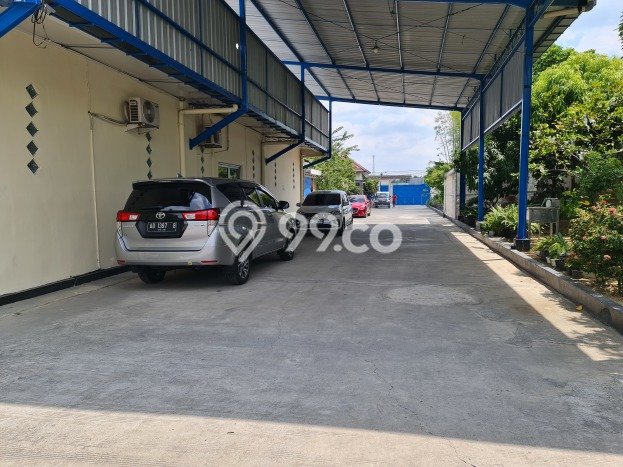 Area Ramai! Gudang Dijual di Baki untuk Bisnis Luas Bangunan 3672m2 Area Ramai! Gudang Dijual di Baki untuk Bisnis Luas Bangunan 3672m2