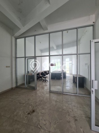 Ruko bagus disewakan di Solo Baru Solo dengan LB 225m2 harga sewa terbaik Ruko bagus disewakan di Solo Baru Solo dengan LB 225m2 harga sewa terbaik
