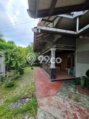 Dijual Rumah Premium dengan Fasilitas Sekitar Komplit di Banjarsari, Solo Dijual Rumah Premium dengan Fasilitas Sekitar Komplit di Banjarsari, Solo