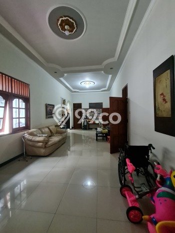 Dijual Rumah Premium dengan Fasilitas Sekitar Komplit di Banjarsari, Solo Dijual Rumah Premium dengan Fasilitas Sekitar Komplit di Banjarsari, Solo