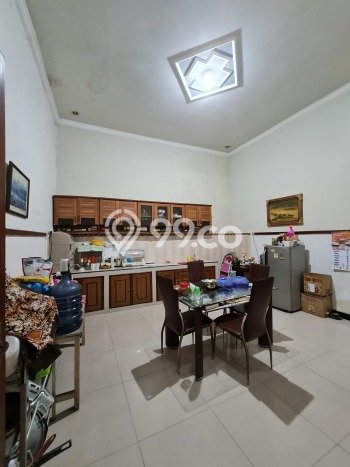 Dijual Rumah Premium dengan Fasilitas Sekitar Komplit di Banjarsari, Solo Dijual Rumah Premium dengan Fasilitas Sekitar Komplit di Banjarsari, Solo
