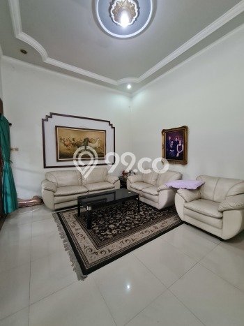 Dijual Rumah Premium dengan Fasilitas Sekitar Komplit di Banjarsari, Solo Dijual Rumah Premium dengan Fasilitas Sekitar Komplit di Banjarsari, Solo