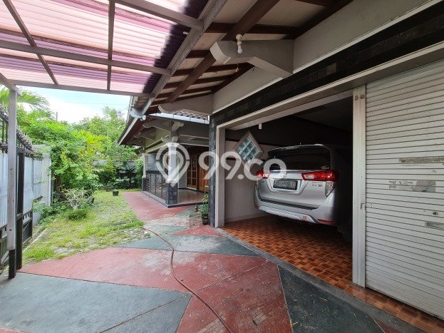 Dijual Rumah Premium dengan Fasilitas Sekitar Komplit di Banjarsari, Solo Dijual Rumah Premium dengan Fasilitas Sekitar Komplit di Banjarsari, Solo