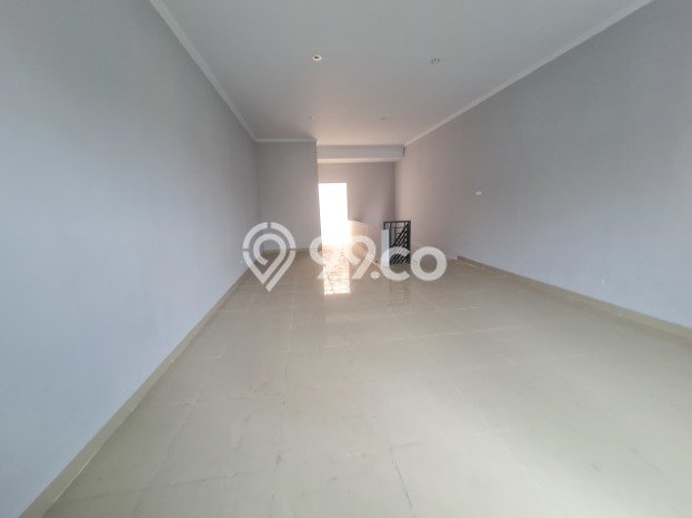 Lokasi Strategis! Dijual Ruko Bisnis di Banjarsari, Solo Kondisi Baik Lokasi Strategis! Dijual Ruko Bisnis di Banjarsari, Solo Kondisi Baik