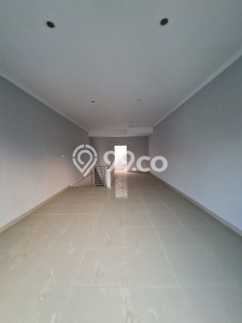 Lokasi Strategis! Dijual Ruko Bisnis di Banjarsari, Solo Kondisi Baik Lokasi Strategis! Dijual Ruko Bisnis di Banjarsari, Solo Kondisi Baik