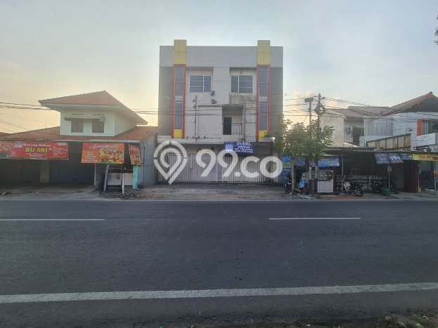 Ruko Dijual Lokasi Stratagis di Banjarsari Solo Cocok untuk Bisnis Ruko Dijual Lokasi Stratagis di Banjarsari Solo Cocok untuk Bisnis