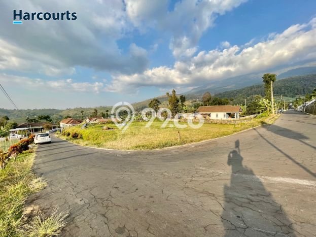 Lahan Kosong Dijual di Karanganyar dengan Area 1908m2 Lahan Kosong Dijual di Karanganyar dengan Area 1908m2
