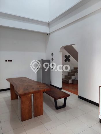Rumah Modern Cantik 4 Kamar Siap Huni di Colomadu Rumah Modern Cantik 4 Kamar Siap Huni di Colomadu