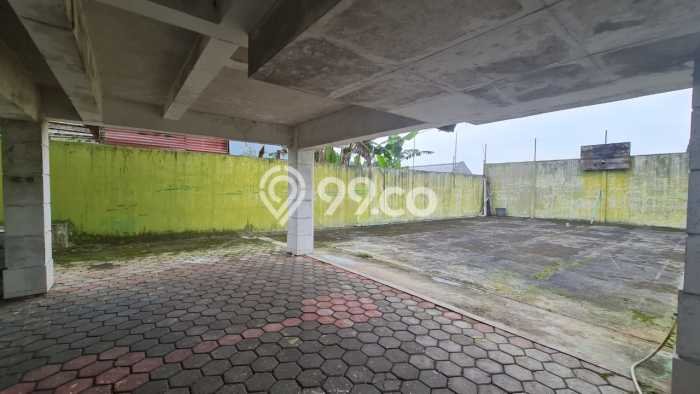 FOR SALE! Vila Kawasan Tawangmangu, Luas 351m2m², Posisi Premium FOR SALE! Vila Kawasan Tawangmangu, Luas 351m2m², Posisi Premium