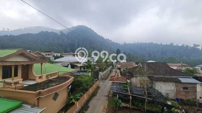 FOR SALE! Vila Kawasan Tawangmangu, Luas 351m2m², Posisi Premium FOR SALE! Vila Kawasan Tawangmangu, Luas 351m2m², Posisi Premium