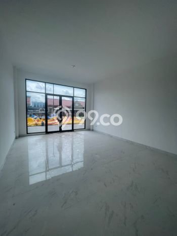 PRIME LOCATION! Ruko Kawasan Pantai Indah Kapuk, Luas 120m², Area Berkembang, Siap Untuk Digunakan PRIME LOCATION! Ruko Kawasan Pantai Indah Kapuk, Luas 120m², Area Berkembang, Siap Untuk Digunakan