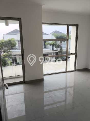 Disewakan! Rumah 3 Kamar Tidur &
2 Kamar Mandi di Pantai Indah Kapuk, Jakarta Utara Disewakan! Rumah 3 Kamar Tidur &
2 Kamar Mandi di Pantai Indah Kapuk, Jakarta Utara