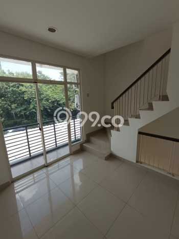 Disewakan! Rumah 3 Kamar Tidur &
3 Kamar Mandi di Pantai Indah Kapuk, Jakarta Utara Disewakan! Rumah 3 Kamar Tidur &
3 Kamar Mandi di Pantai Indah Kapuk, Jakarta Utara
