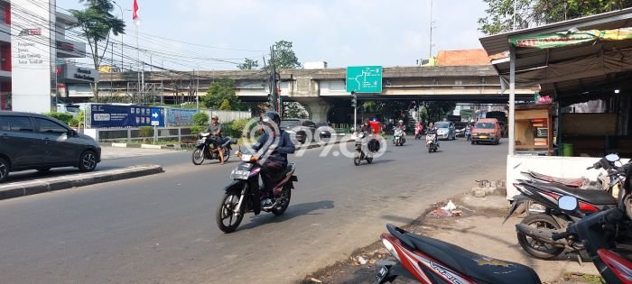 Lahan Dijual Lokasi Strategis di Bekasi dengan Luas 812m2 Lahan Dijual Lokasi Strategis di Bekasi dengan Luas 812m2