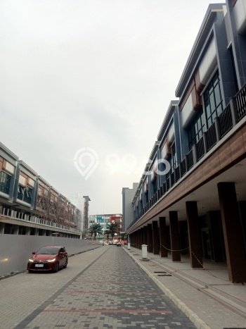 FOR RENT! Ruko di Summarecon Bekasi Cocok untuk Bisnis 189m2 FOR RENT! Ruko di Summarecon Bekasi Cocok untuk Bisnis 189m2