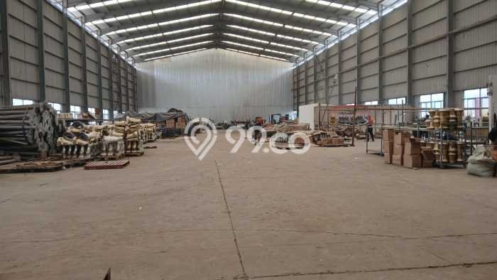 Unit Gudang Disewa Lokasi Tambun Selatan, Bekasi Spesifikasi Luas Bangunan 896m2 Unit Gudang Disewa Lokasi Tambun Selatan, Bekasi Spesifikasi Luas Bangunan 896m2