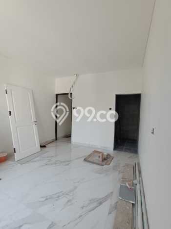 Rumah Modern 3 KT di Taman Palem Jakarta Barat Unfurnished Rumah Modern 3 KT di Taman Palem Jakarta Barat Unfurnished