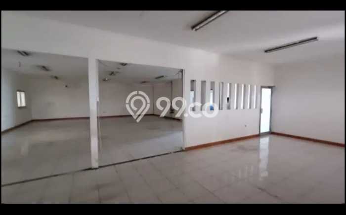 AREA TERBAIK! Gudang Kawasan Tangerang Kota, Luas 5000m², Pengunjung Tinggi AREA TERBAIK! Gudang Kawasan Tangerang Kota, Luas 5000m², Pengunjung Tinggi