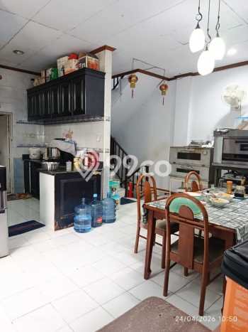 Unit Ruko Dijual di Jakarta Barat LT 147m2 & LB 400m2 Unit Ruko Dijual di Jakarta Barat LT 147m2 & LB 400m2
