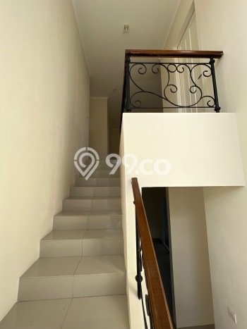 Ready to Use! Premium House LT 180m2 Desain Modern di Gading Serpong Andalucia Ready to Use! Premium House LT 180m2 Desain Modern di Gading Serpong Andalucia