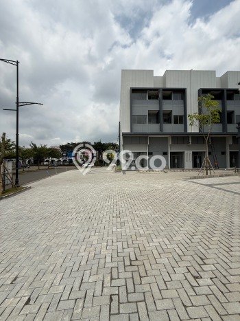 Unit Ruko Disewakan di Gading Serpong Andalucia di Area Ramai & Strategis Unit Ruko Disewakan di Gading Serpong Andalucia di Area Ramai & Strategis