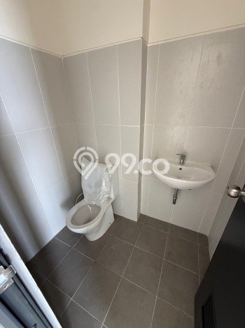 Unit Ruko Disewakan di Gading Serpong Andalucia di Area Ramai & Strategis Unit Ruko Disewakan di Gading Serpong Andalucia di Area Ramai & Strategis