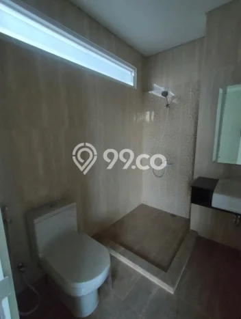 Apartemen Sewa 4 Kamar Hemat Siap Huni di Bekasi, Luas 122m2 Apartemen Sewa 4 Kamar Hemat Siap Huni di Bekasi, Luas 122m2