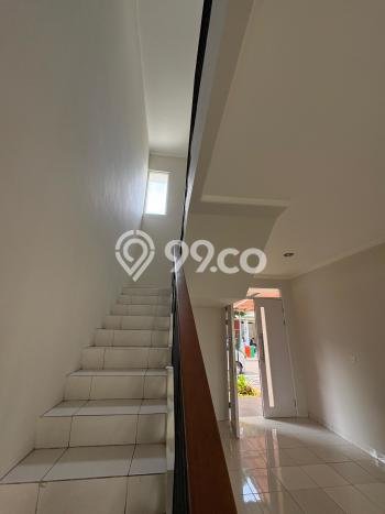Rumah sewa siap huni 2 KT di Summarecon Bekasi, Bekasi Rumah sewa siap huni 2 KT di Summarecon Bekasi, Bekasi
