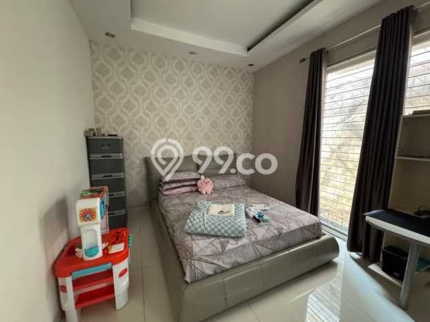 Jual Rumah Luas Elegan Dengan View Cantik di Summarecon Bekasi, Bekasi Jual Rumah Luas Elegan Dengan View Cantik di Summarecon Bekasi, Bekasi