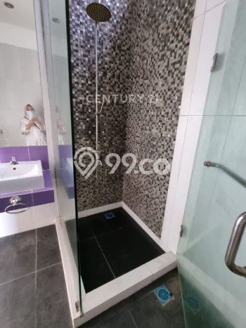 Rumah Elit Modern Tanpa Renovasi di Kalibata Jakarta Selatan Rumah Elit Modern Tanpa Renovasi di Kalibata Jakarta Selatan