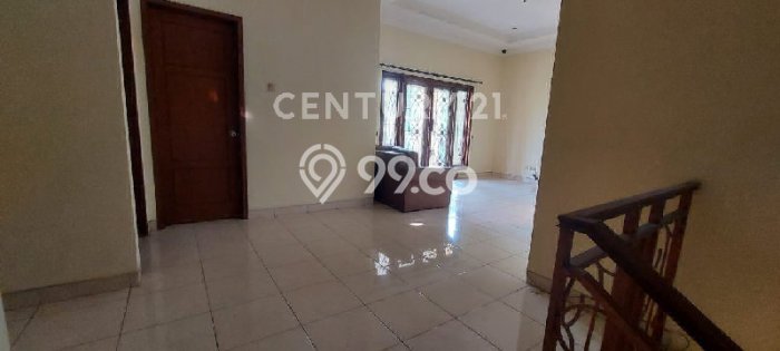 Siap Huni Rumah Mewah 4 Kamar di Duren Sawit Dekat ke Mana Pun Siap Huni Rumah Mewah 4 Kamar di Duren Sawit Dekat ke Mana Pun