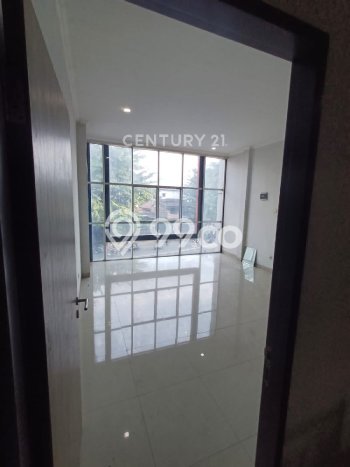 Untuk Dijual! Ruko di Jalan Panjang Jakarta Barat LT 120m2 / LB 250m2 Kawasan Strategis Untuk Dijual! Ruko di Jalan Panjang Jakarta Barat LT 120m2 / LB 250m2 Kawasan Strategis