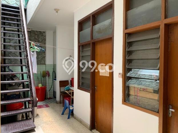 Siap Huni Hunian Elit 8 Kamar di Menteng Dekat ke Mana Pun Siap Huni Hunian Elit 8 Kamar di Menteng Dekat ke Mana Pun