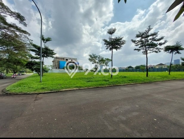 Tanah Dijual Lokasi Strategis di Tangerang dengan Luas 1100m2 Tanah Dijual Lokasi Strategis di Tangerang dengan Luas 1100m2