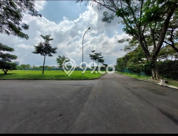 Tanah Dijual Lokasi Strategis di Tangerang dengan Luas 1100m2 Tanah Dijual Lokasi Strategis di Tangerang dengan Luas 1100m2