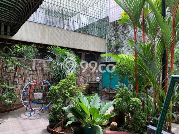 Siap Huni Hunian Elit 8 Kamar di Menteng Dekat ke Mana Pun Siap Huni Hunian Elit 8 Kamar di Menteng Dekat ke Mana Pun