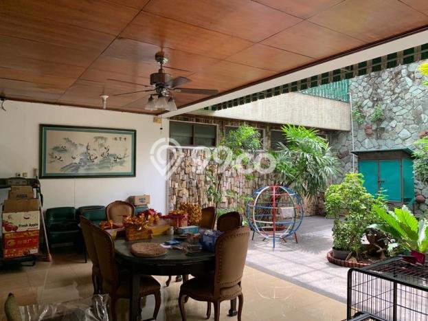 Siap Huni Hunian Elit 8 Kamar di Menteng Dekat ke Mana Pun Siap Huni Hunian Elit 8 Kamar di Menteng Dekat ke Mana Pun